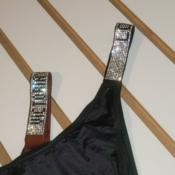 Victoria's Secret Very Sexy Brazilian Pantie Set - Picture 2 of 4